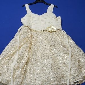 Girl's Dress